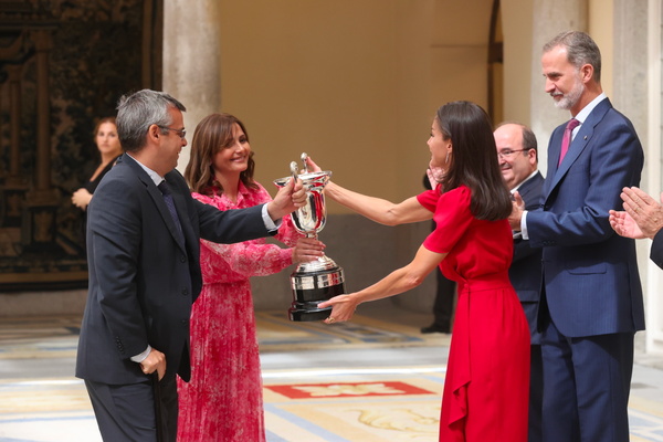 Sus Majestades los Reyes entregan a Nuria Mendoza el Premio Nacional de las Artes y las Ciencias Aplicadas al Deporte %name Sus Majestades los Reyes entregan a Nuria Mendoza el Premio Nacional de las Artes y las Ciencias Aplicadas al Deporte Estudiar en Universidad Privada Madrid