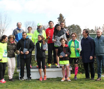 actualidad UFV Foto de familia con todos los ganadores 1 417x357 actualidad UFV Estudiar en Universidad Privada Madrid
